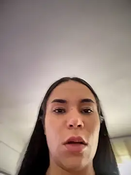 Snapshot of Naatalia chatting on 12/19/25, 07:32 Naatalia online show from 12/19/25, 07:32