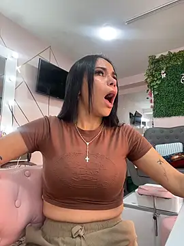 Snapshot of Naatalia chatting on 02/17/26, 09:32 Naatalia online show from 02/17/26, 09:32