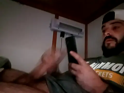 Snapshot of Duhon2317 chatting on 03/06/26, 11:06 Duhon2317 online show from 03/06/26, 11:06