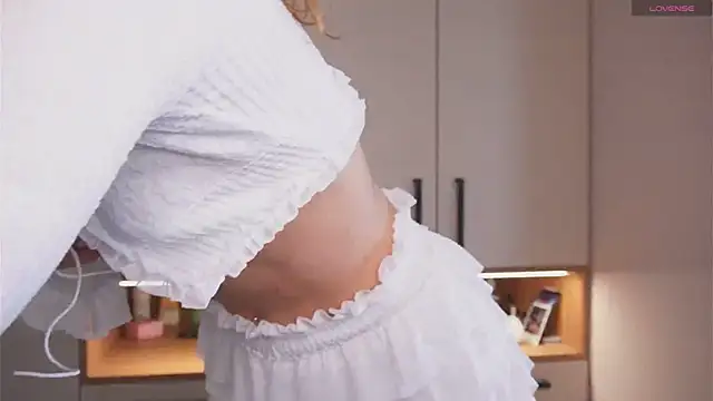 Snapshot of Limy_Sweet chatting on 10/07/25, 08:55 Limy Sweet online show from 10/07/25, 08:55