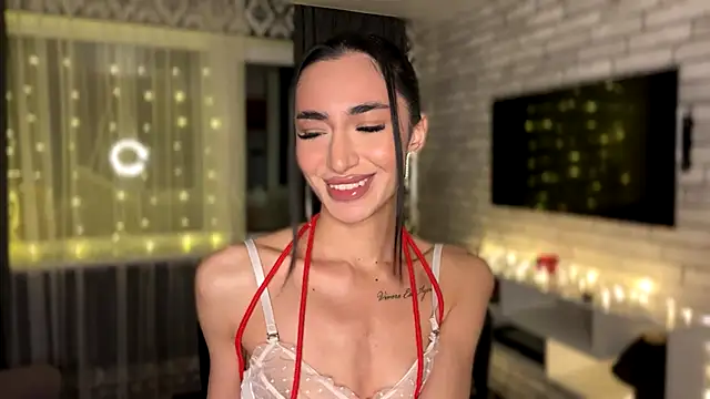 Snapshot of alissadreams chatting on 11/01/25, 08:33 alissadreams online show from 11/01/25, 08:33