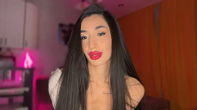 Snapshot of alissadreams chatting on 11/09/25, 07:01 alissadreams online show from 11/09/25, 07:01