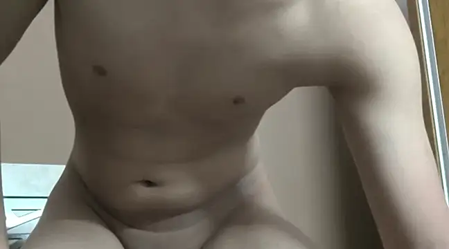 Snapshot of love_me_you chatting on 02/17/25, 12:48 love me you online show from 02/17/25, 12:48