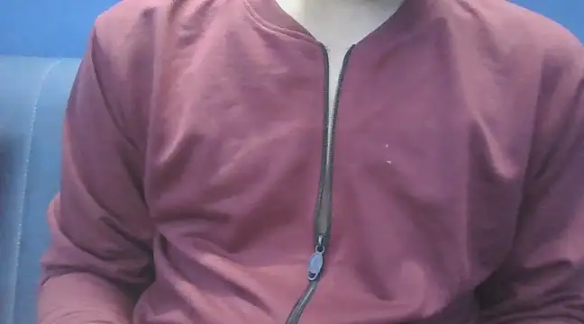 Snapshot of love_me_you chatting on 02/18/25, 05:09 love me you online show from 02/18/25, 05:09