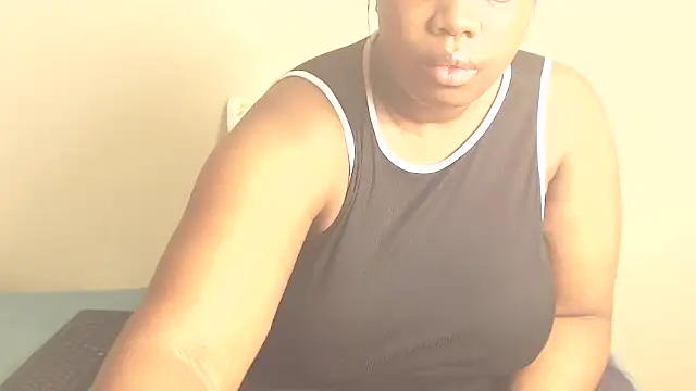 Snapshot of PinkMagic chatting on 03/14/25, 11:34 PinkMagic online show from 03/14/25, 11:34