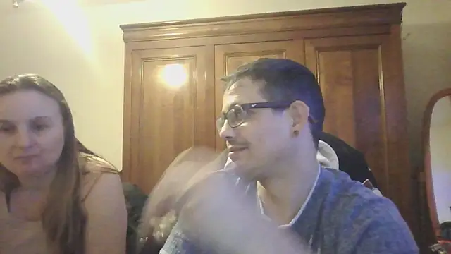 Snapshot of cpl9142 chatting on 02/18/25, 08:03 cpl9142 online show from 02/18/25, 08:03