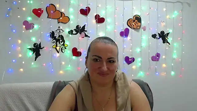DianaMGG online show from 03/05/25, 12:55