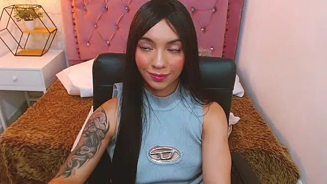 camilah tk online show from 10/03/25, 07:44