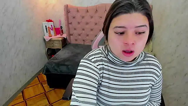 Lianngrace online show from 03/18/26, 01:58