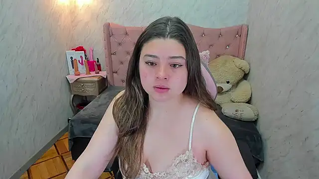 Snapshot of Lianngrace chatting on 06/02/26, 02:19 Lianngrace online show from 06/02/26, 02:19