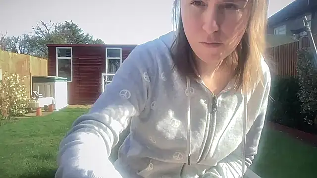 Snapshot of eatmypie69 chatting on 03/02/26, 10:22 eatmypie69 online show from 03/02/26, 10:22