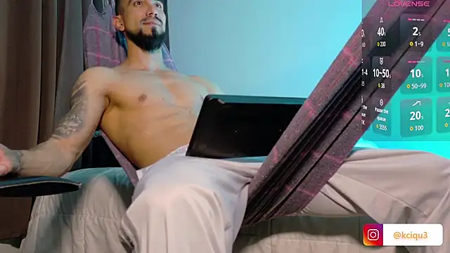 Snapshot of K_cique chatting on 02/09/26, 11:03 K cique online show from 02/09/26, 11:03