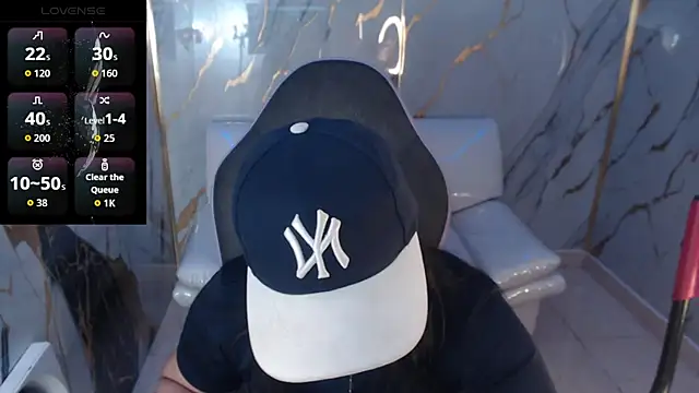 melany rouse18 online show from 11/26/25, 03:02