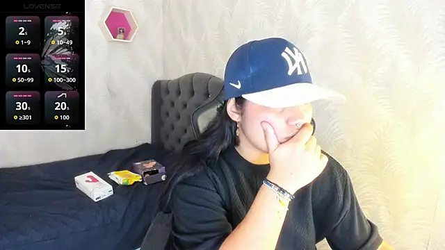 melany rouse18 online show from 12/03/25, 09:24