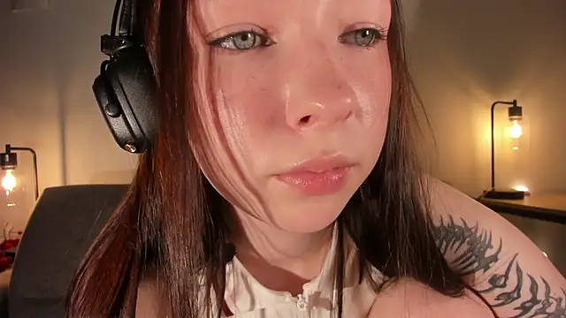 Sindy Juxx online show from 03/19/26, 04:22