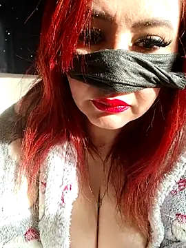 Snapshot of Loly2025 chatting on 03/11/26, 02:12 Loly2025 online show from 03/11/26, 02:12