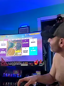 Novabear6996 online show from 04/30/26, 07:53