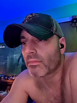 Novabear6996 online show from 05/13/26, 06:11