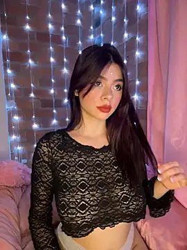 Snapshot of Danna_Myst chatting on 02/21/25, 05:24 Danna Myst online show from 02/21/25, 05:24