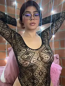 Snapshot of Danna_Myst chatting on 02/27/25, 12:21 Danna Myst online show from 02/27/25, 12:21