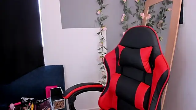 Snapshot of Baby_Asshley chatting on 03/13/26, 07:31 Baby Asshley online show from 03/13/26, 07:31