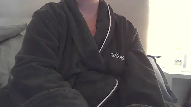 Snapshot of sizha6 chatting on 10/07/25, 06:10 sizha6 online show from 10/07/25, 06:10