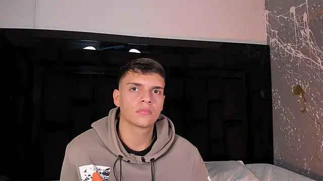 JacobRoberts1 online show from 10/24/25, 10:06