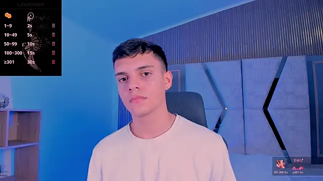 JacobRoberts1 online show from 11/03/25, 07:37