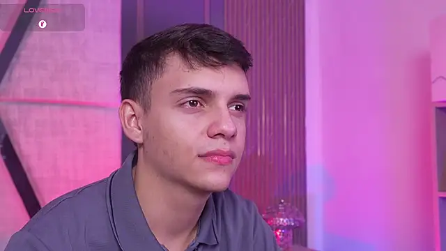 JacobRoberts1 online show from 12/16/25, 09:09