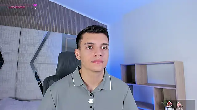 JacobRoberts1 online show from 12/17/25, 07:42