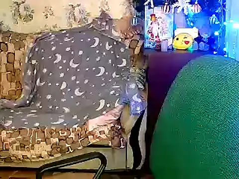 FlowerButterf online show from 01/05/25, 08:42