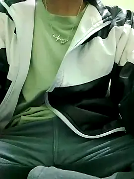 Snapshot of Aaradhna-hoy chatting on 03/05/25, 03:51 Aaradhna-hoy online show from 03/05/25, 03:51