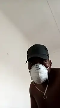 Snapshot of bosszonke123 chatting on 02/15/25, 08:54 bosszonke123 online show from 02/15/25, 08:54