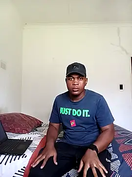 Snapshot of bosszonke123 chatting on 03/06/25, 01:14 bosszonke123 online show from 03/06/25, 01:14