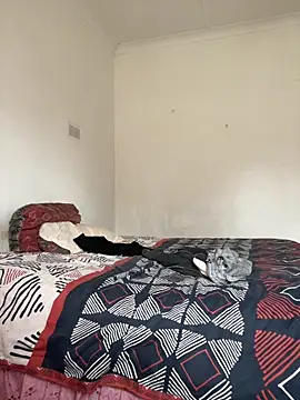 Snapshot of bosszonke123 chatting on 12/21/25, 12:45 bosszonke123 online show from 12/21/25, 12:45