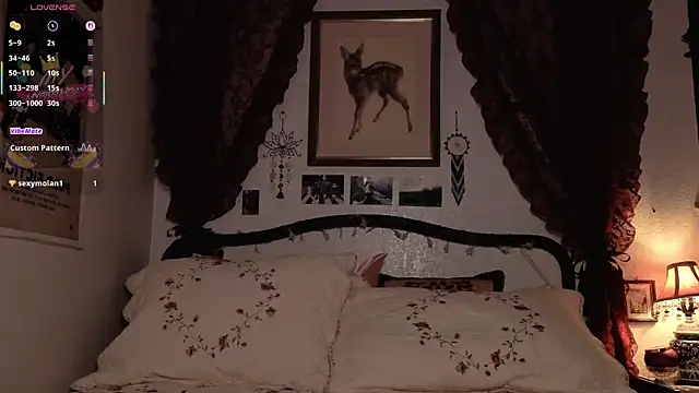 Snapshot of sinfulblonde1 chatting on 02/12/26, 08:42 sinfulblonde1 online show from 02/12/26, 08:42