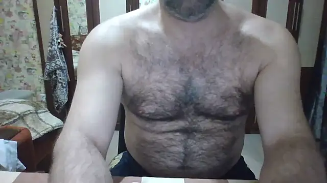 Snapshot of QuilyLoverx chatting on 02/26/25, 06:11 QuilyLoverx online show from 02/26/25, 06:11