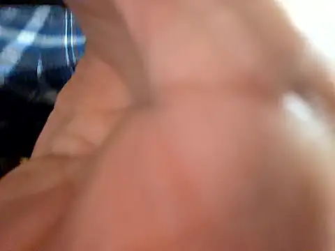 Snapshot of halu5400 chatting on 03/03/26, 02:01 halu5400 online show from 03/03/26, 02:01