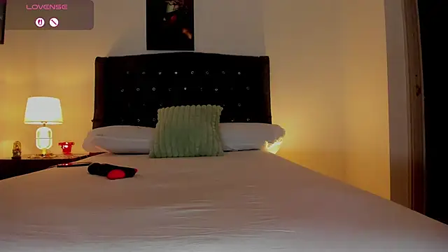 Skay Hot online show from 10/01/25, 06:36