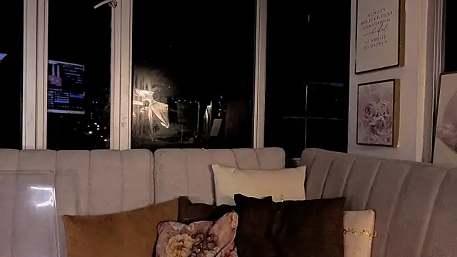 Ivanna West online show from 12/03/25, 10:02