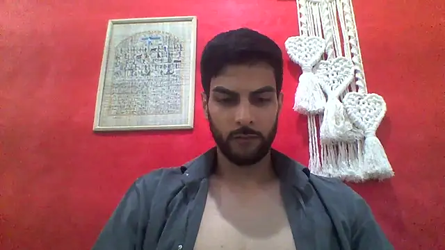 Snapshot of Gabrielteixeira120 chatting on 06/22/26, 09:45 Gabrielteixeira120 online show from 06/22/26, 09:45