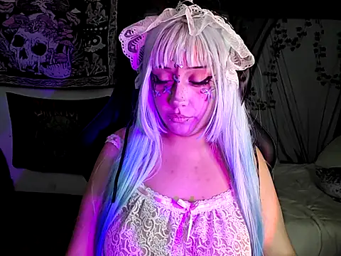 blue katt online show from 09/24/25, 10:57