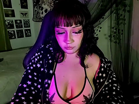 blue katt online show from 11/21/25, 08:18