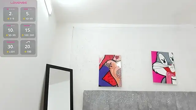 Snapshot of Chloe_diamondss chatting on 03/23/25, 06:16 Chloe diamondss online show from 03/23/25, 06:16