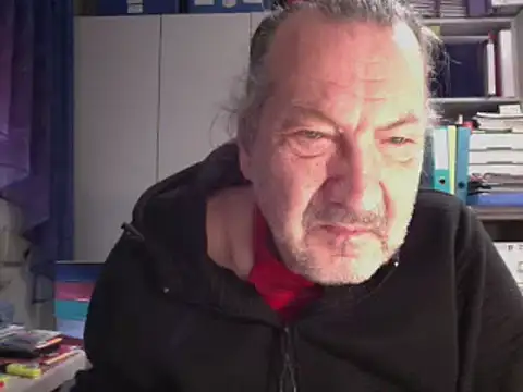 HMStraps01 online show from 12/09/24, 10:54