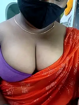 Snapshot of deepikasree chatting on 09/19/25, 02:29 deepikasree online show from 09/19/25, 02:29