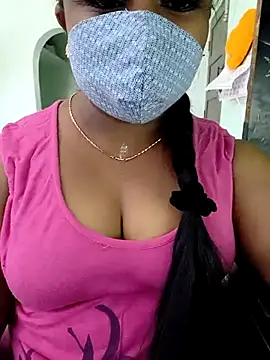 Snapshot of deepikasree chatting on 09/29/25, 05:45 deepikasree online show from 09/29/25, 05:45