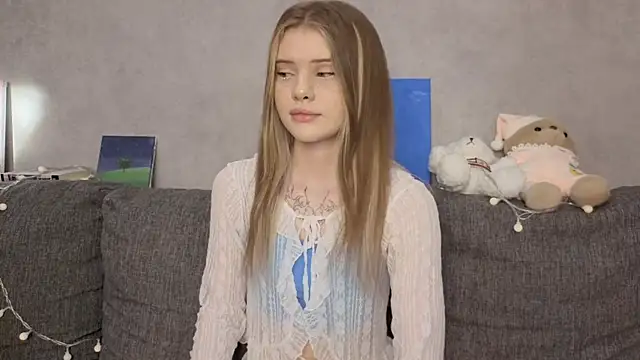 CarolinePepper online show from 06/19/26, 01:26