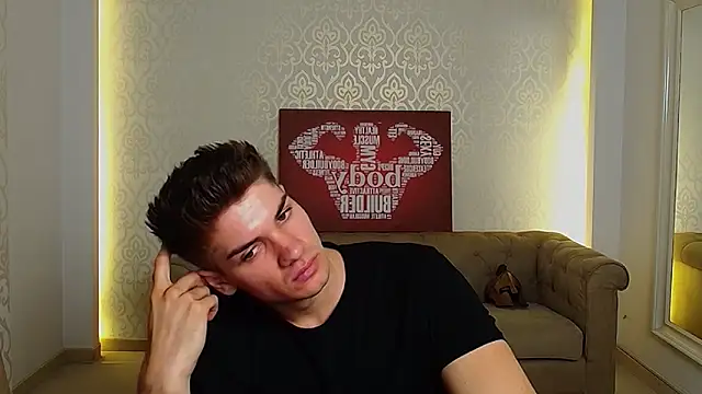 Snapshot of MaxKaiden chatting on 09/15/25, 04:45 MaxKaiden online show from 09/15/25, 04:45