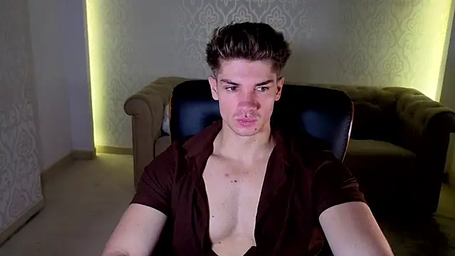 MaxKaiden online show from 06/26/26, 04:06